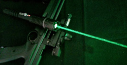 Come ottenere un puntatore laser 30000mW blu / verde?